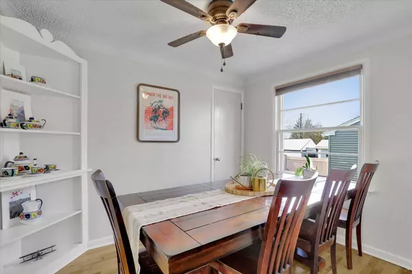 2715 W Longfellow Ave, Spokane, WA 99205