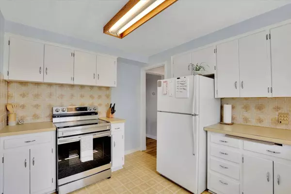 2715 W Longfellow Ave, Spokane, WA 99205