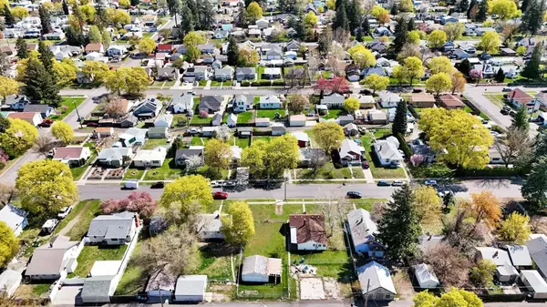 5127 N Lincoln St, Spokane, WA 99205