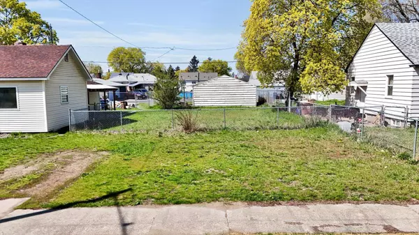 5127 N Lincoln St, Spokane, WA 99205