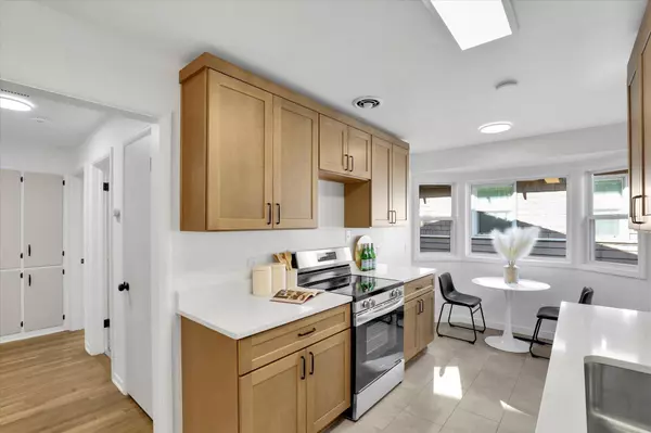 512 E 21st Ave, Spokane, WA 99203