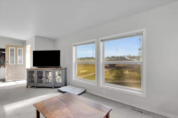 21114 W Jacobs Rd, Spokane, WA 99224