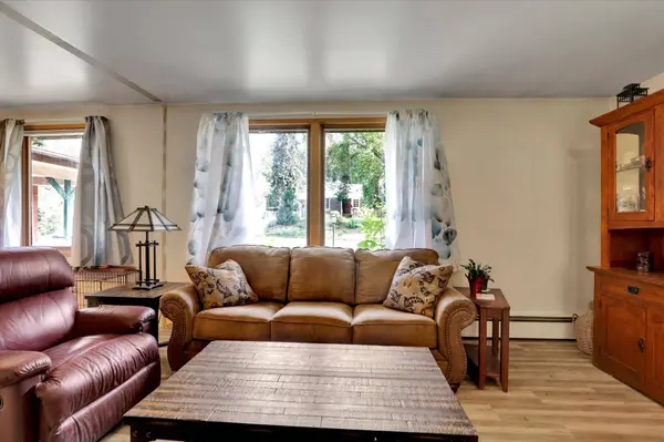 2411 E Girard Pl, Spokane, WA 99223