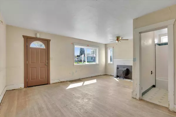 5127 N Lincoln St, Spokane, WA 99205