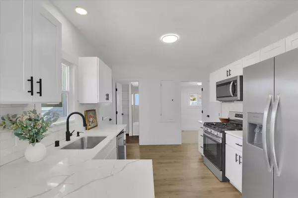 3903 E Hartson Ave, Spokane, WA 99202