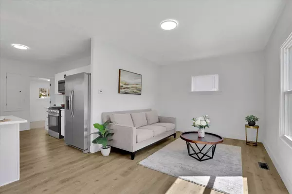 3903 E Hartson Ave, Spokane, WA 99202