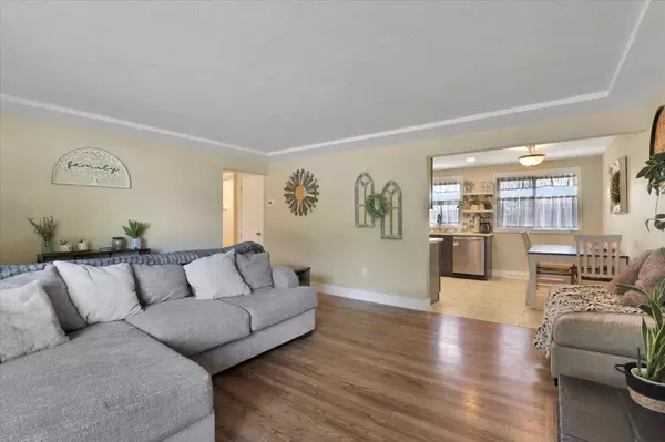 7319 E Maxwell Ave, Spokane Valley, WA 99212