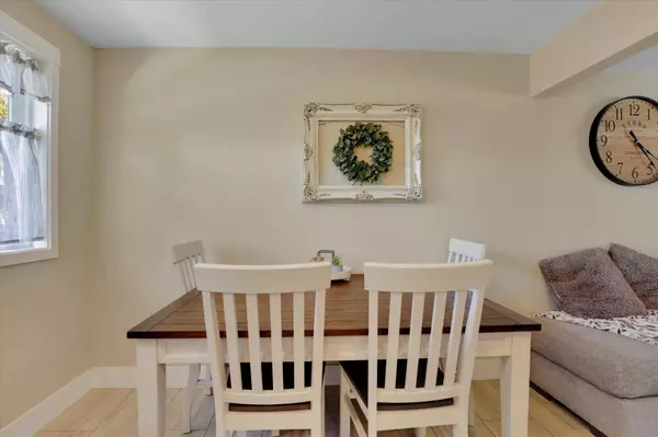 7319 E Maxwell Ave, Spokane Valley, WA 99212