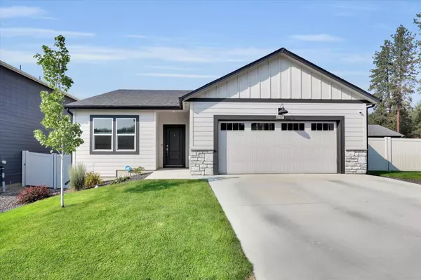 12315 E Dickens Ln, Spokane, WA 99206