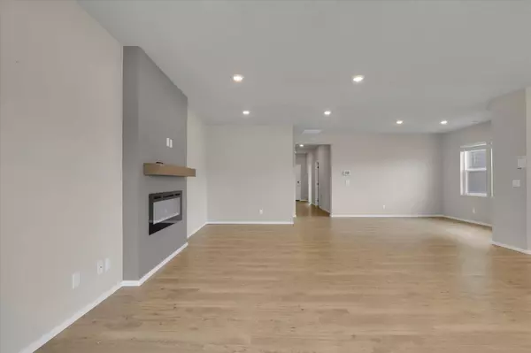 12315 E Dickens Ln, Spokane, WA 99206