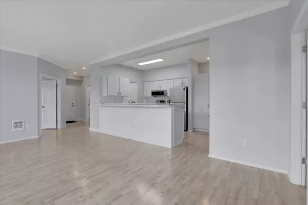 22855 E Country Vista Dr #452, Liberty Lake, WA 99019