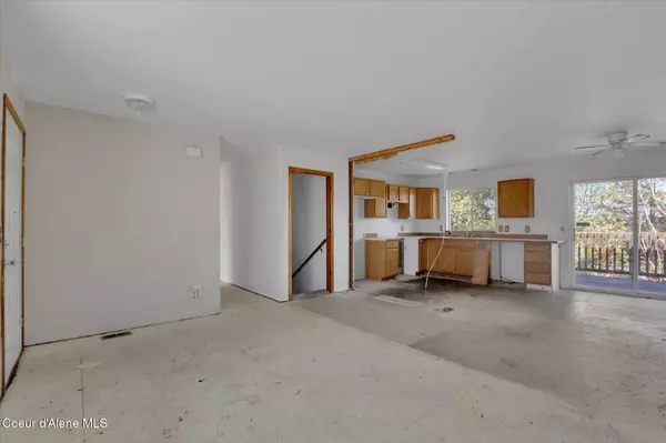 2875 N RAWHIDE RIDGE RD, Post Falls, ID 83854