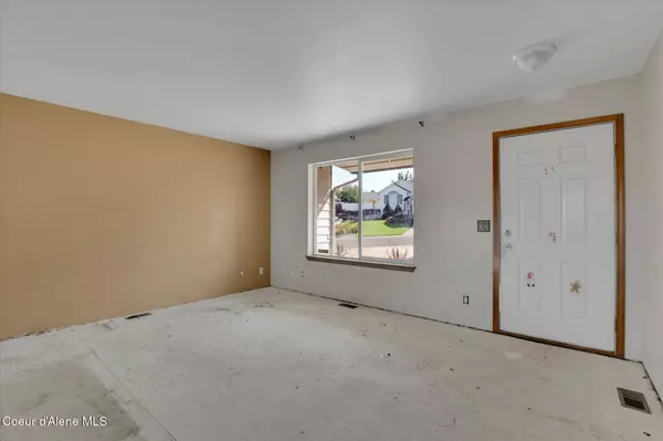 2875 N RAWHIDE RIDGE RD, Post Falls, ID 83854