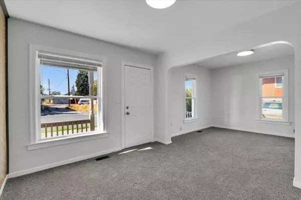 111 S Helena St, Spokane, WA 99202