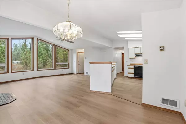 3311 Viewridge Ln, Valley, WA 99181