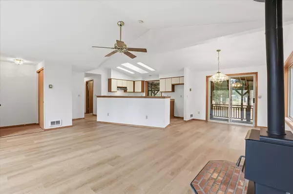 3311 Viewridge Ln, Valley, WA 99181