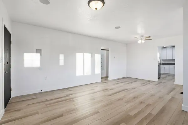 1527 W Jackson Ave, Spokane, WA 99205