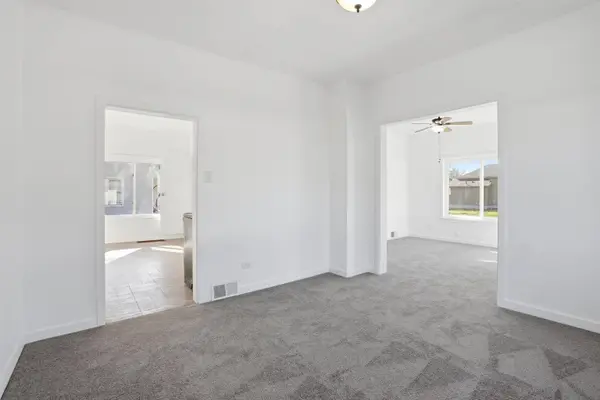 5604 N Regal St, Spokane, WA 99208