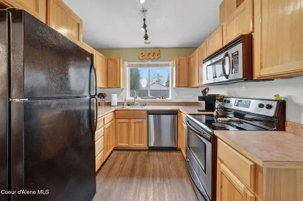 743 E Whispering Pines LN #APT 26, Coeur d'Alene, ID 83815