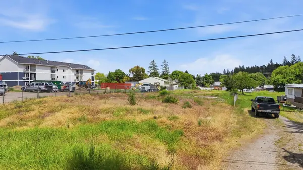 515 S McKinnon Rd, Spokane Valley, WA 99212