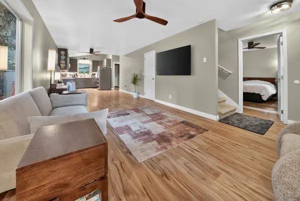13906 N East Newman Lake Dr, Newman Lake, WA 99025