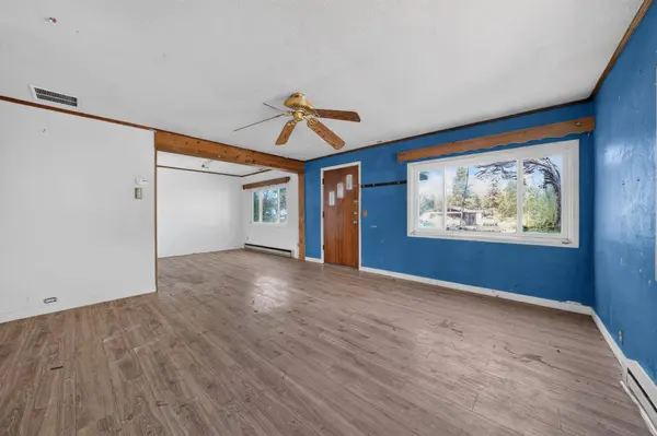 205 W Crawford St, Deer Park, WA 99006