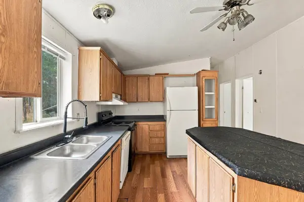 6442 Pascal Loop Rd, Fruitland, WA 99129