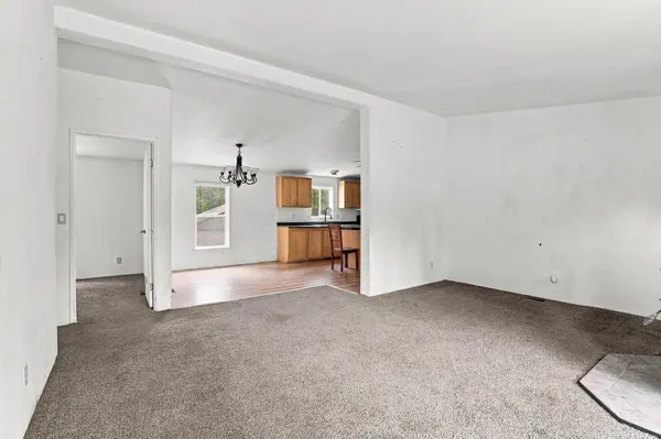 6442 Pascal Loop Rd, Fruitland, WA 99129