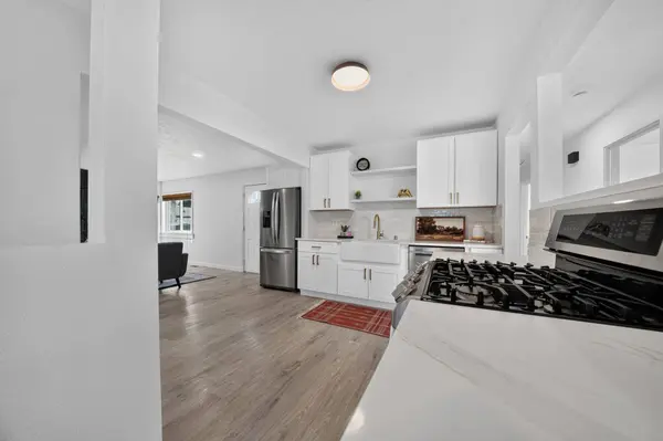 5704 N F St, Spokane, WA 99205
