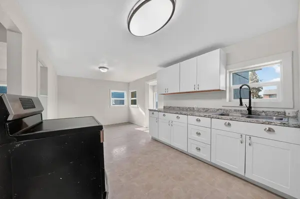 2443 N Wiscomb St, Spokane, WA 99207