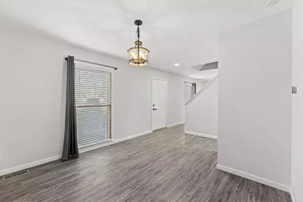 Lawrence, KS 66049-3668,1113 Somerset Cir