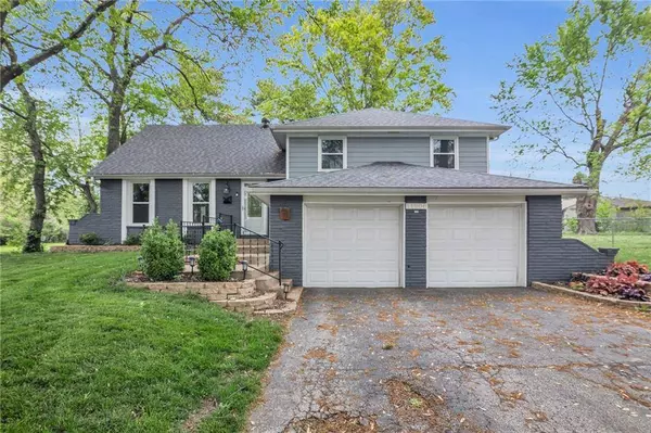 11206 W 50th ST, Shawnee, KS 66203