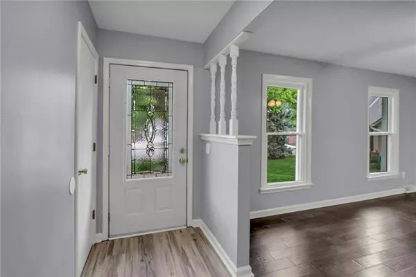 11206 W 50th ST, Shawnee, KS 66203