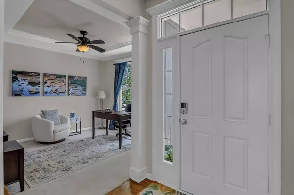 2310 W Forest DR, Olathe, KS 66061