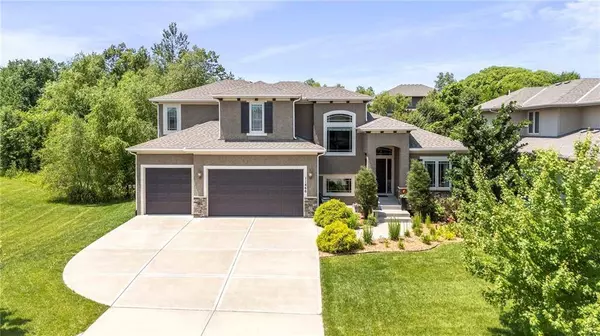 11446 S Longview RD, Olathe, KS 66061