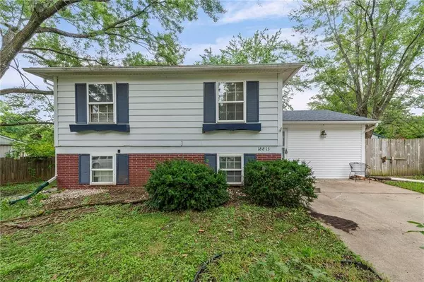 18813 E 5th ST #N, Independence, MO 64056