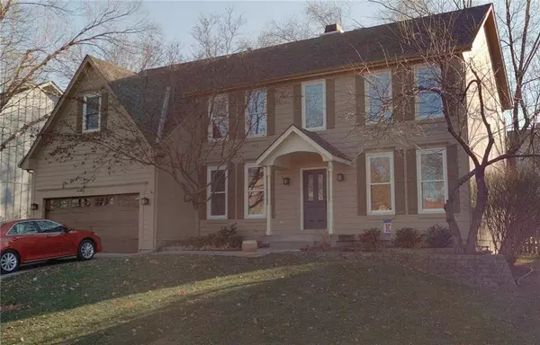 6115 W 157th ST, Overland Park, KS 66223