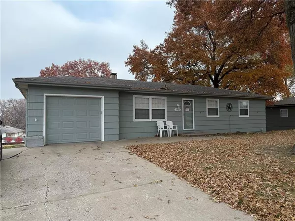 2827 N 73rd ST, Kansas City, KS 66109