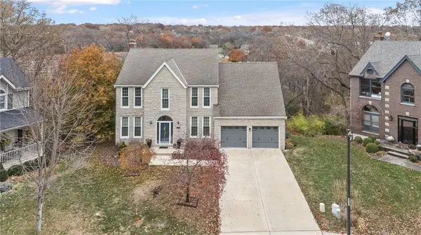 7729 ACUFF LN, Lenexa, KS 66216