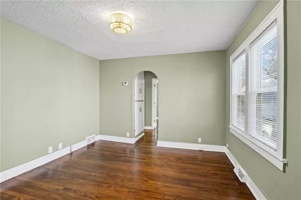 5940 Nall AVE, Mission, KS 66202