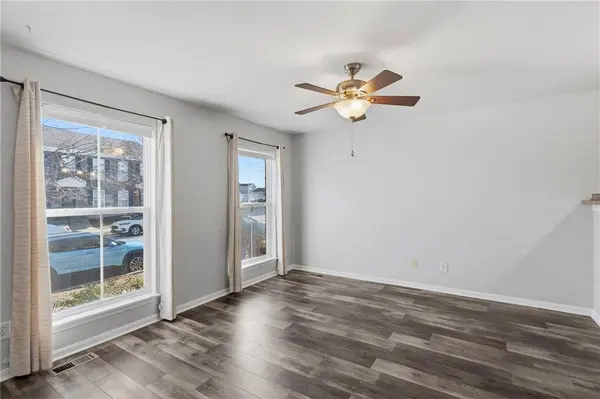 8154 N Oakley AVE, Kansas City, MO 64119