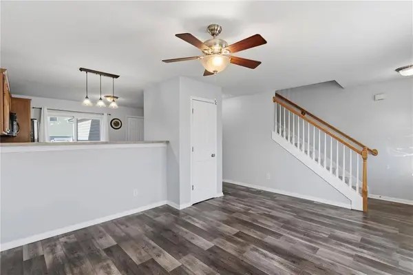 8154 N Oakley AVE, Kansas City, MO 64119