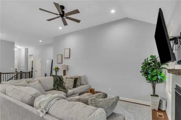 628 NW 110th ST, Kansas City, MO 64155
