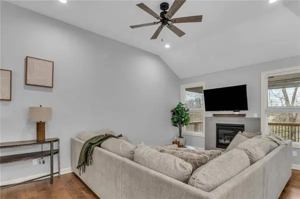 628 NW 110th ST, Kansas City, MO 64155