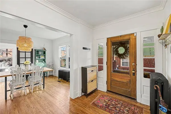 3723 Madison AVE, Kansas City, MO 64111