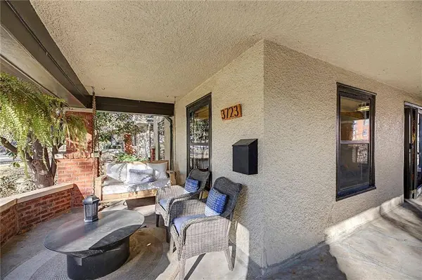 3723 Madison AVE, Kansas City, MO 64111