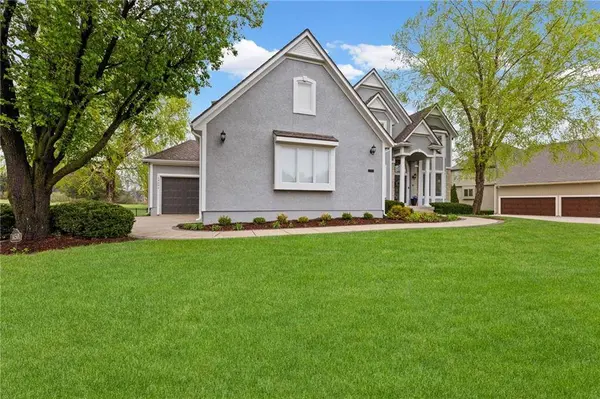 14501 Grandview ST, Overland Park, KS 66221