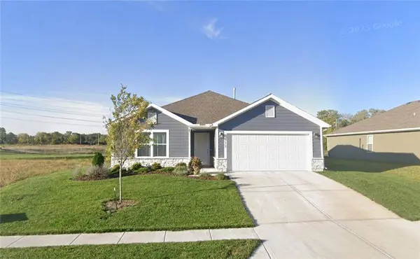 513 SE Carson DR, Blue Springs, MO 64014