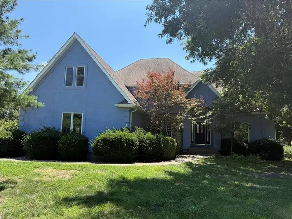 5253 W 215th ST, Bucyrus, KS 66013
