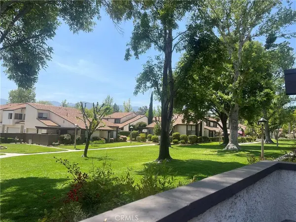 24644 Golfview DR, Valencia, CA 91355